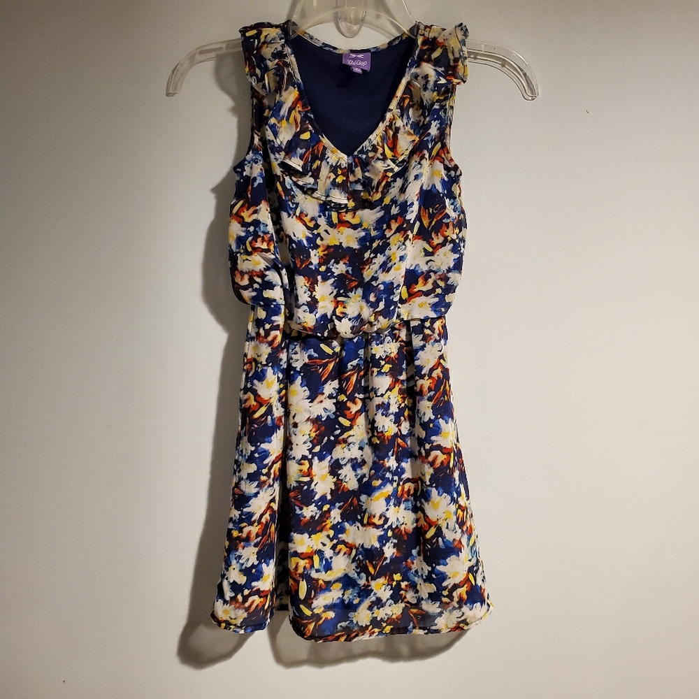 BeBop Dress with Ruffle V-Neck